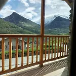 Le Temps Retrouvé - Casa Tipica Con Giardino Casa vacanze Villeneuve