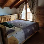 Le Temps Retrouvé - Casa Tipica Con Giardino Casa vacanze Villeneuve
